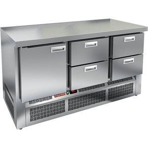 Стол холодильный среднетемпературный HiCold SNE 122/TN O замок (5)